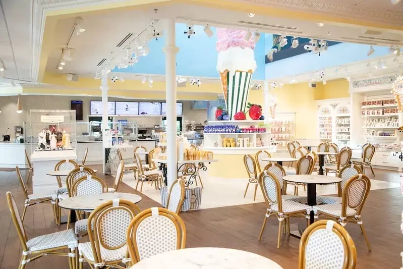 inside of titanic ice cream in pigeon forge