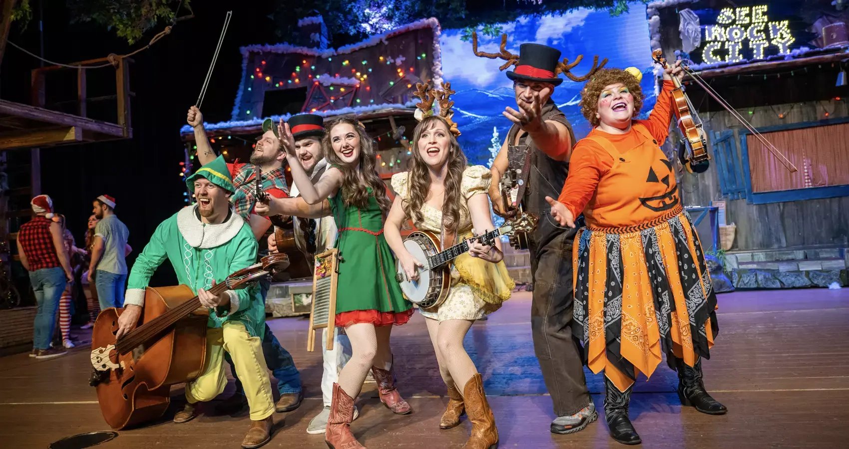 performers during Christmas show